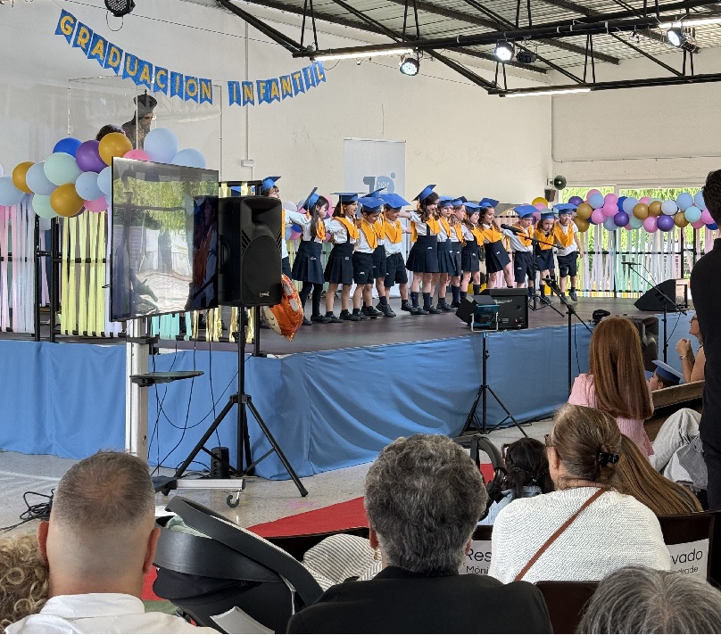 colegio_hijas_cristo_rey_graduacion_infantil